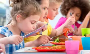 Jak powinien wyglądać jadłospis w przedszkolu, aby dzieci chętnie jadły?