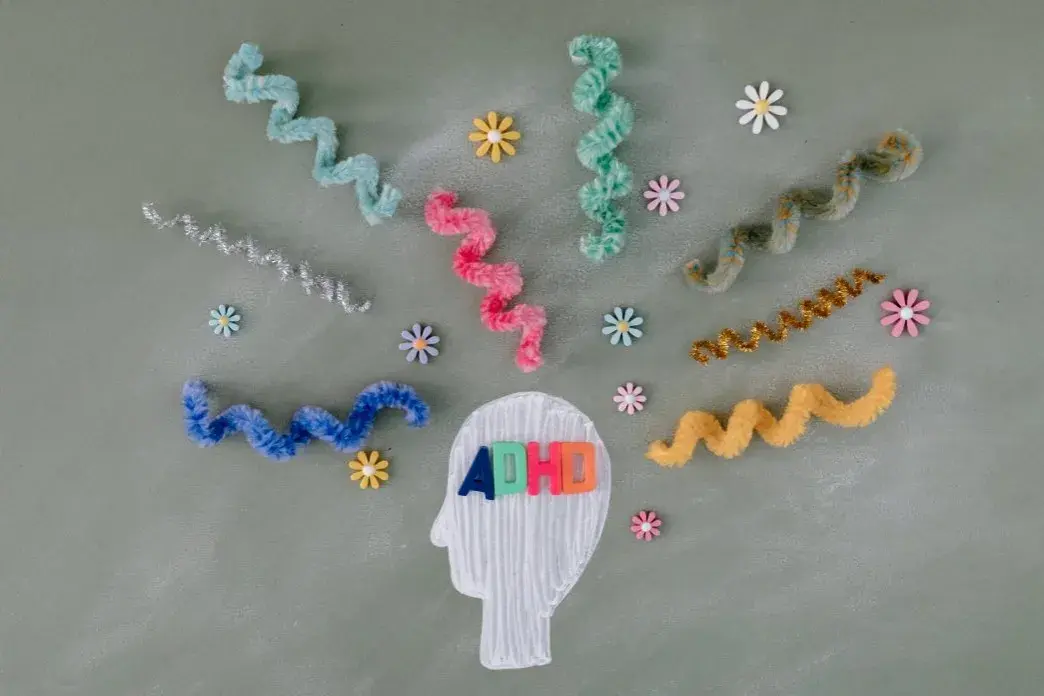 Jak zachowuje się dziecko z ADHD? Zrozumienie trudnych zachowań