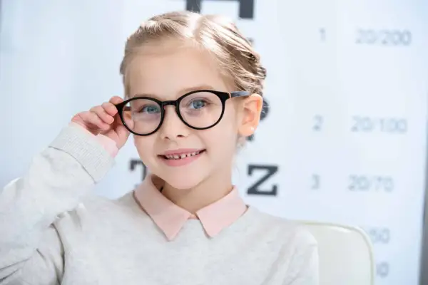 Czy wada wzroku u dziecka może się cofnąć? Sprawdź, co warto wiedzieć